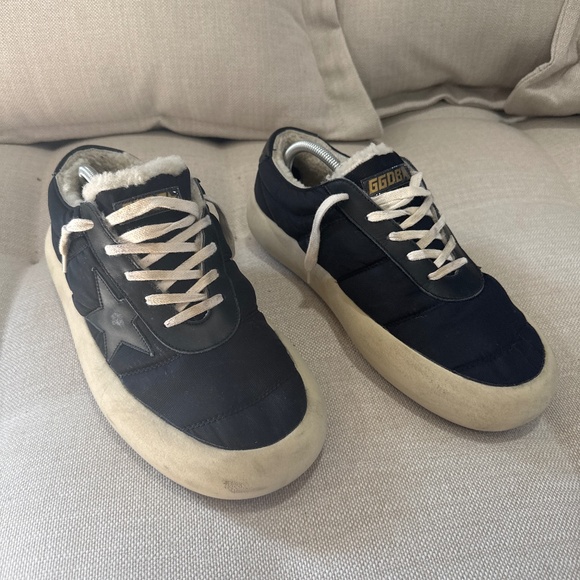 Golden Goose Spacestar Sneakers black with white star. EU44 - Picture 1 of 4